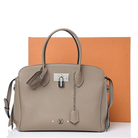 louis vuitton nuage|LOUIS VUITTON Veau Nuage Milla MM Grey .